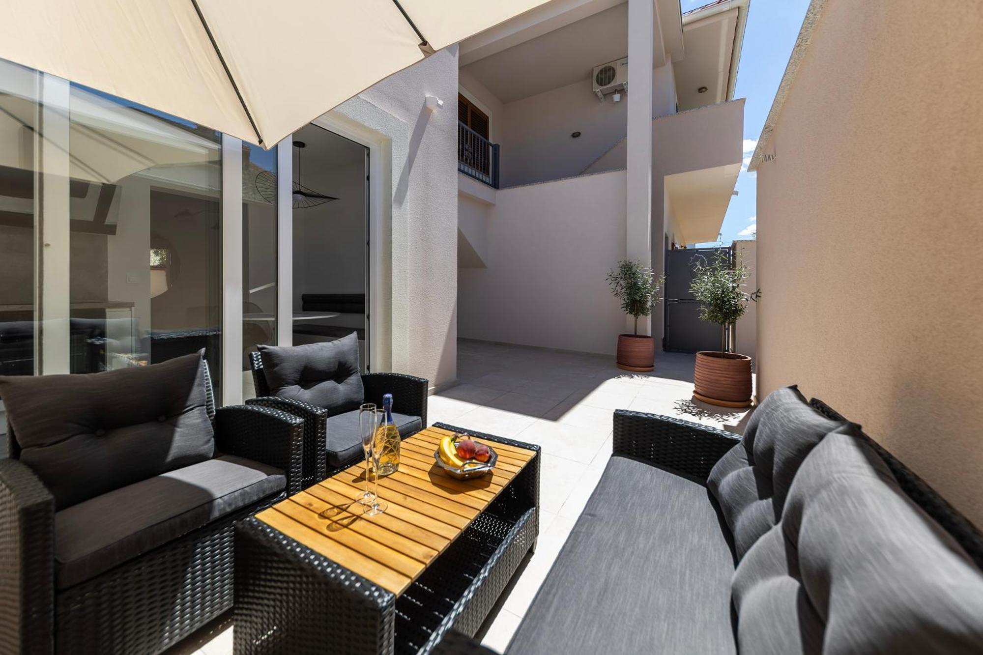 Find Your Haven In Morena Celeste Seaside Puntamika Apartments! Задар Екстер'єр фото